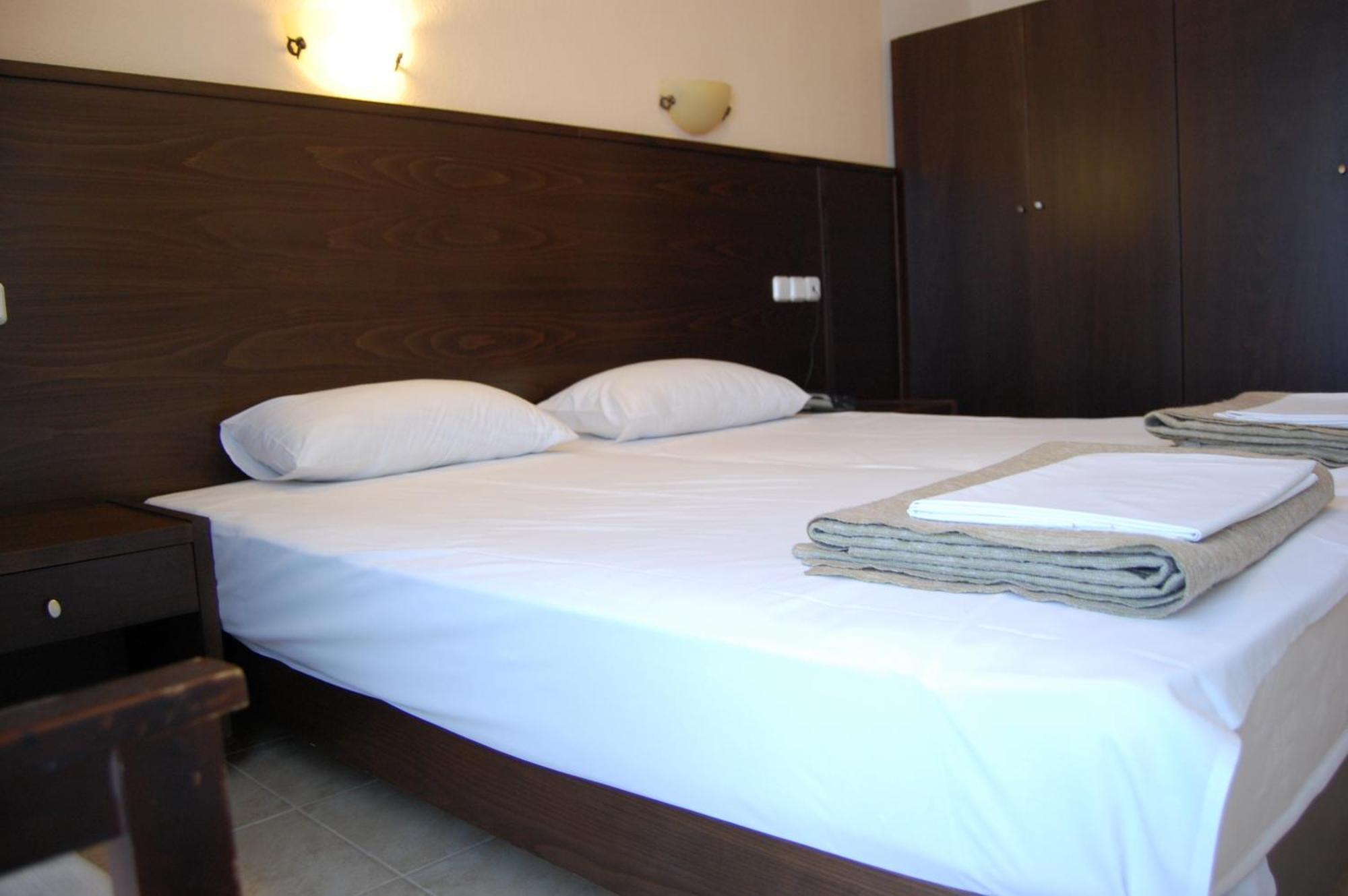Hotel Achillion Makrygialos Exterior photo