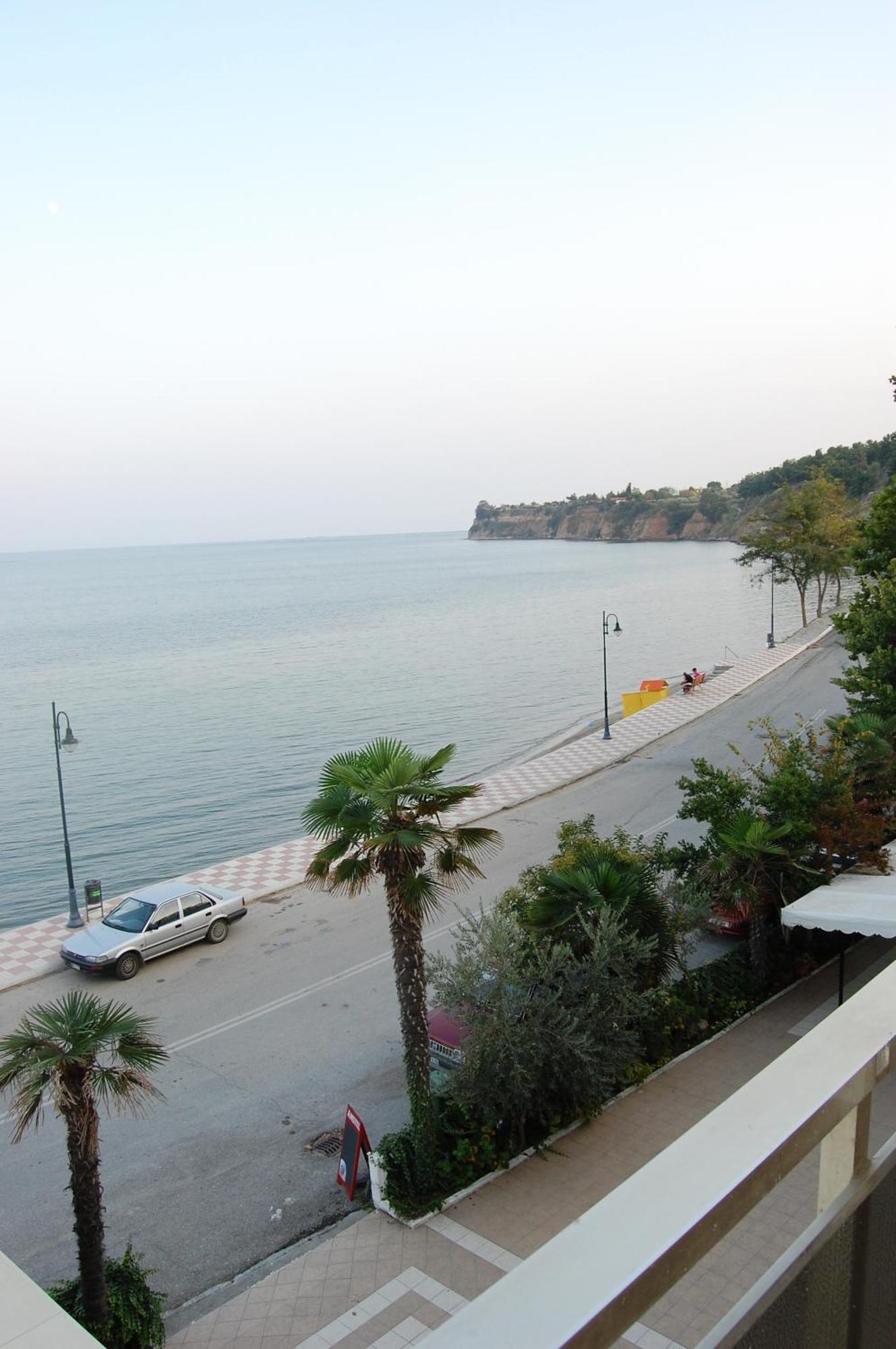Hotel Achillion Makrygialos Exterior photo