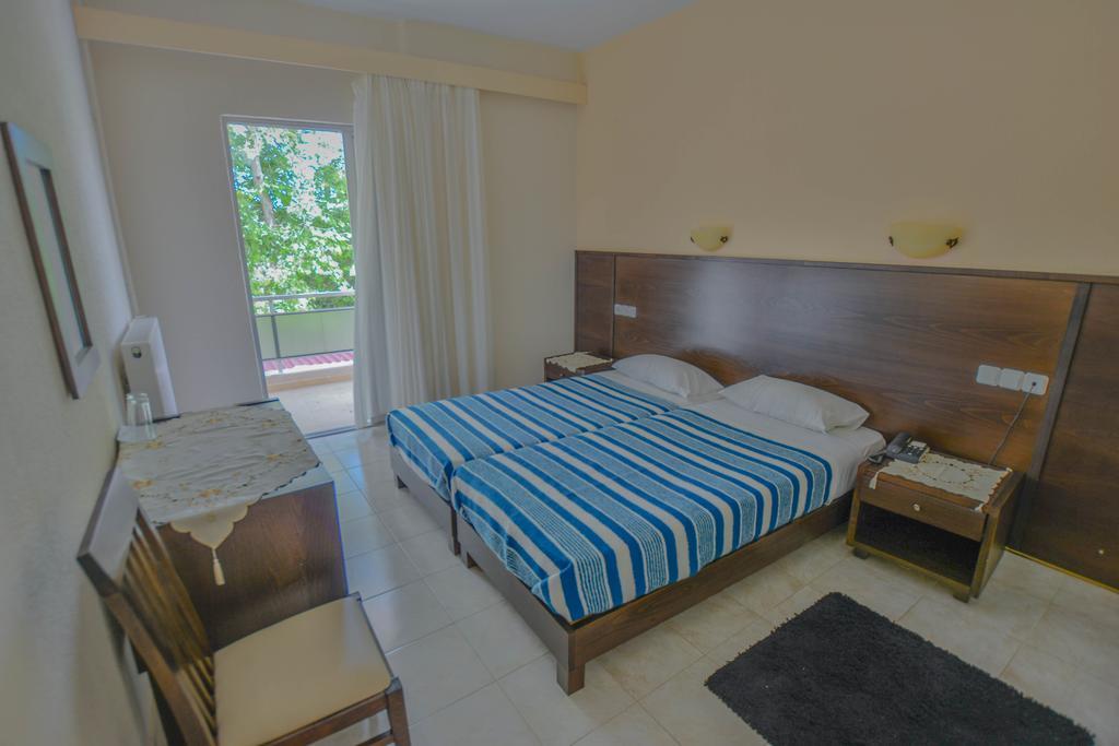 Hotel Achillion Makrygialos Exterior photo