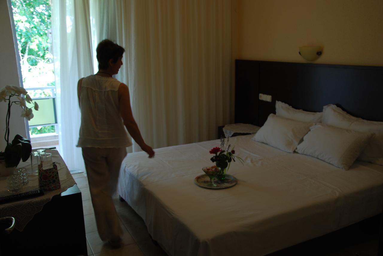 Hotel Achillion Makrygialos Exterior photo