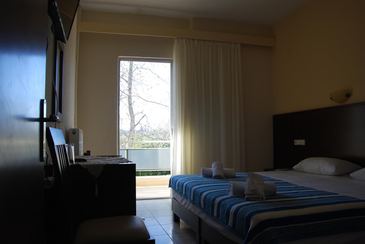 Hotel Achillion Makrygialos Exterior photo