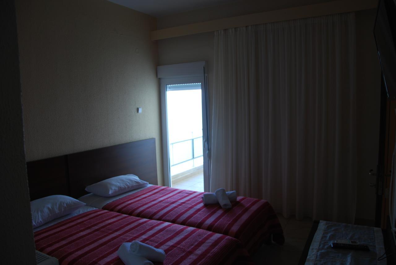 Hotel Achillion Makrygialos Exterior photo