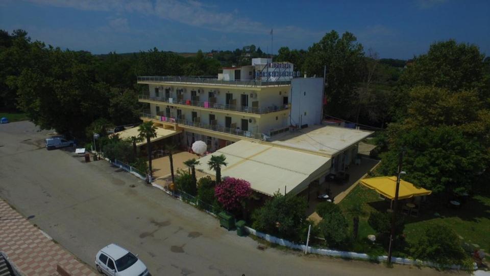 Hotel Achillion Makrygialos Exterior photo